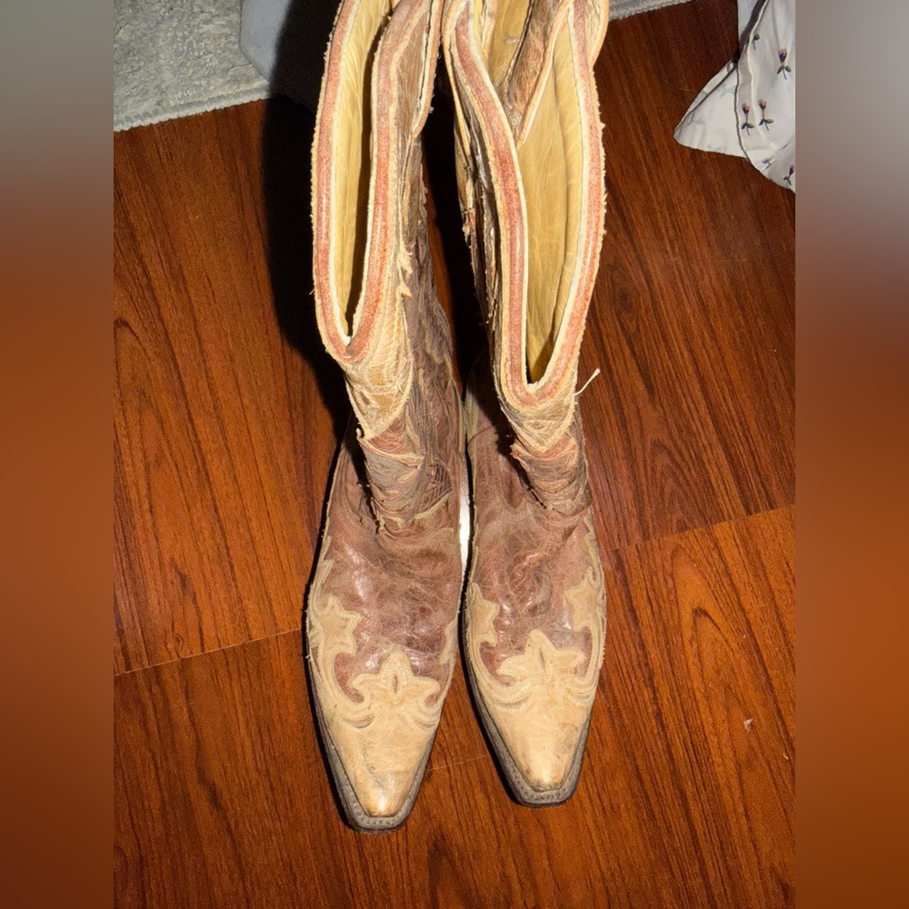 Corral Women's Crackle Distressed Antique Saddle Cowboy Boots
